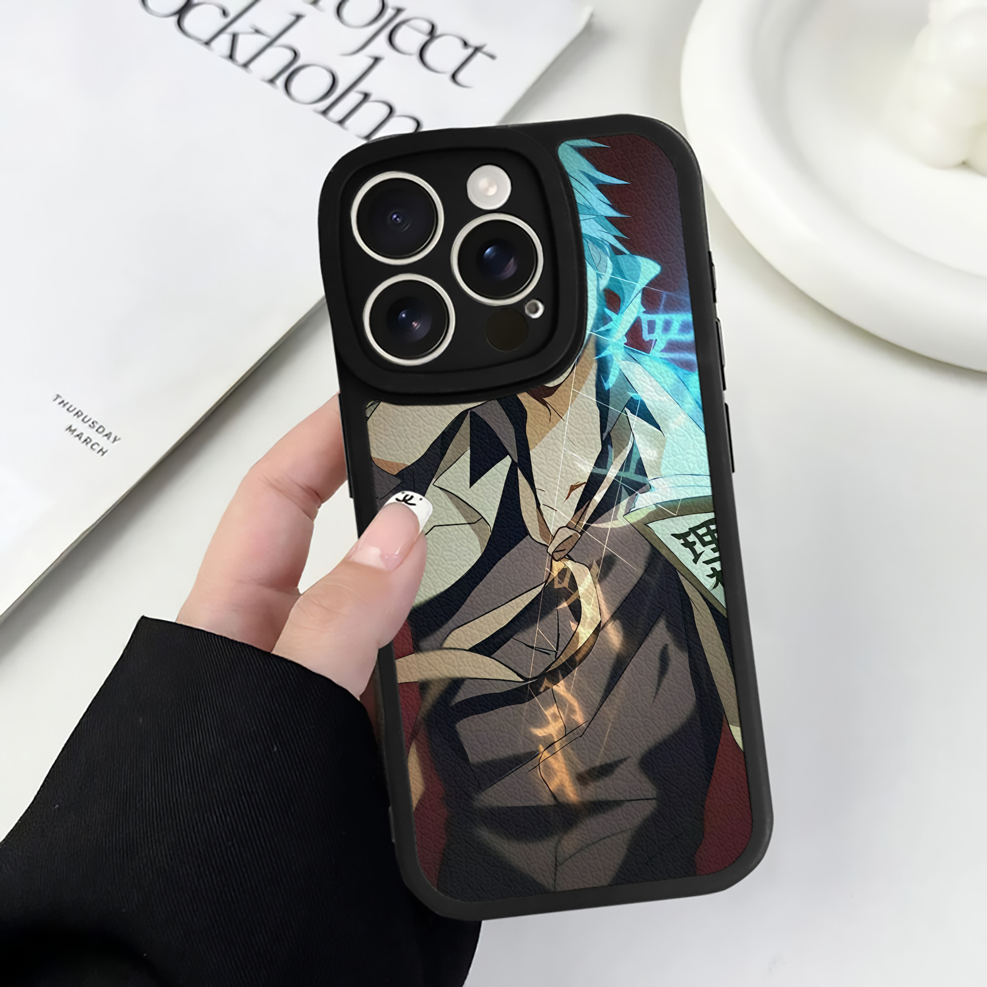 （画像用） 文豪ストレイドッグス Bungo Stray Dogs 【iPhone 16シリーズ対応】シリコンスマホケース（レザー調） 材質：シリコン